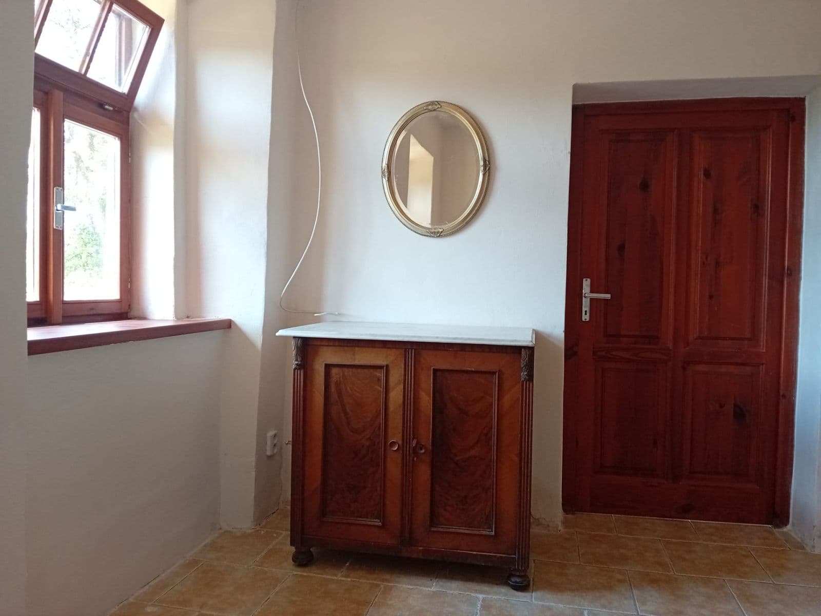Prodej domu 218 m², pozemek 783 m², Lázně Bělohrad, Královéhradecký kraj Prodej domu 218 m², pozemek 783 m², Lázně Bělohrad, Královéhradecký kraj
