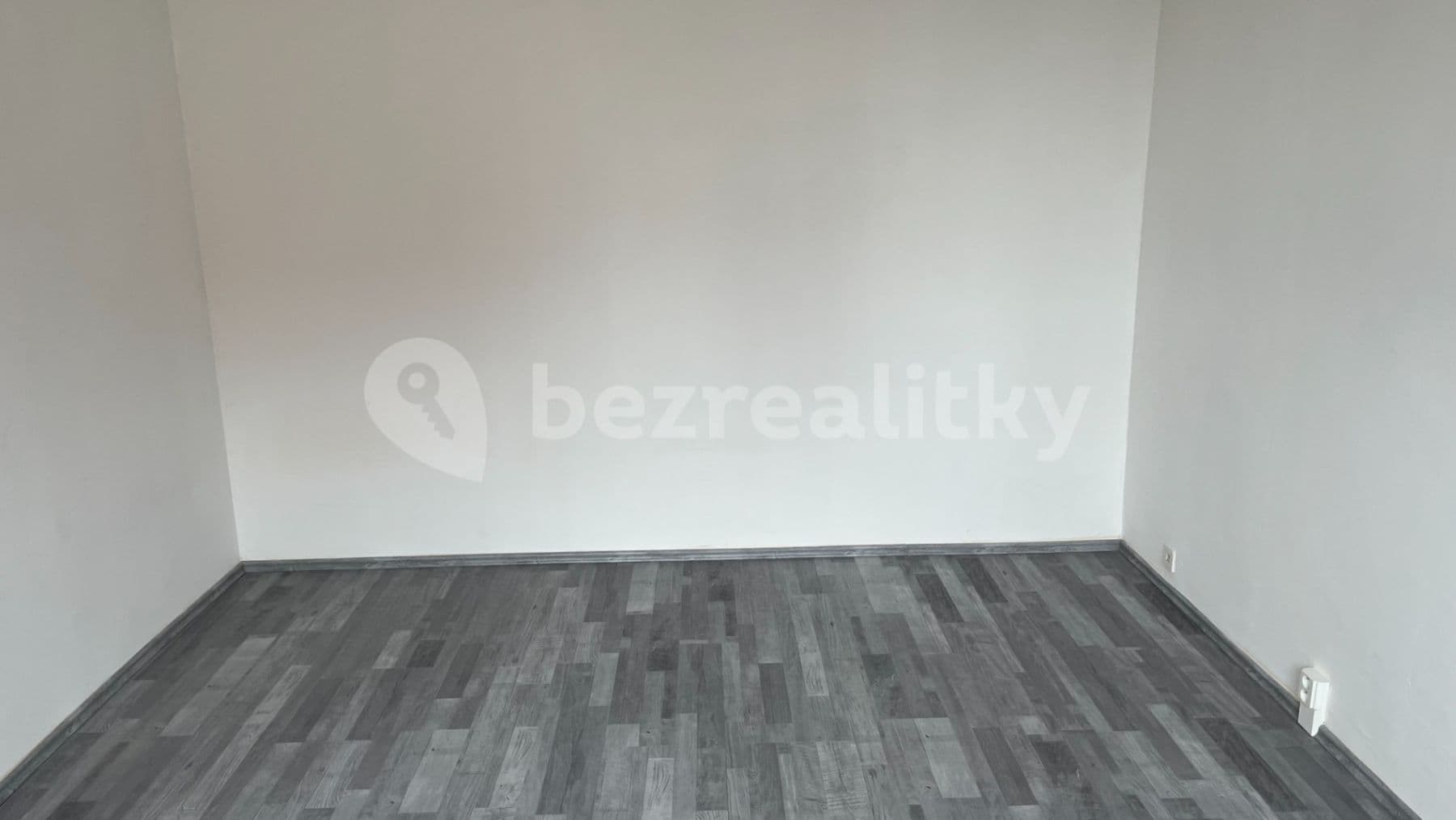 Pronájem bytu 1+1 37 m², Neklanova, Roudnice nad Labem, Ústecký kraj Pronájem bytu 1+1 37 m², Neklanova, Roudnice nad Labem, Ústecký kraj