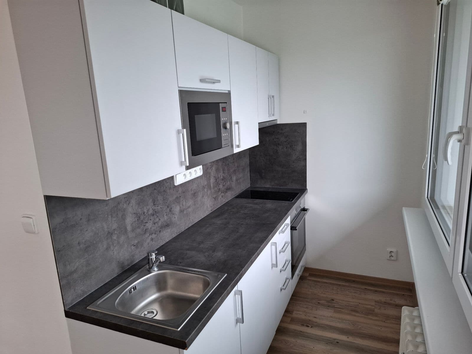 Pronájem bytu 1+kk 27 m², Veltruská, Praha, Praha Pronájem bytu 1+kk 27 m², Veltruská, Praha, Praha