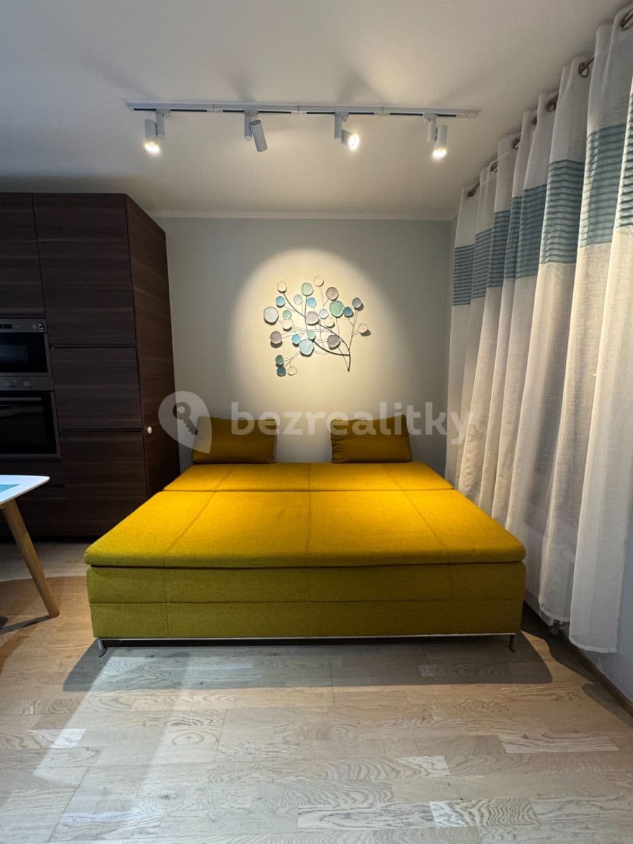 Pronájem bytu 2+kk 50 m², V Háji, Praha, Praha Pronájem bytu 2+kk 50 m², V Háji, Praha, Praha