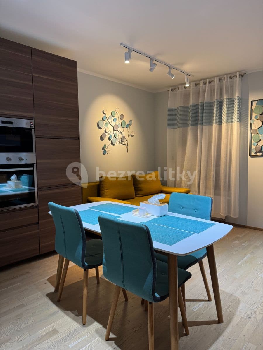 Pronájem bytu 2+kk 50 m², V Háji, Praha, Praha Pronájem bytu 2+kk 50 m², V Háji, Praha, Praha