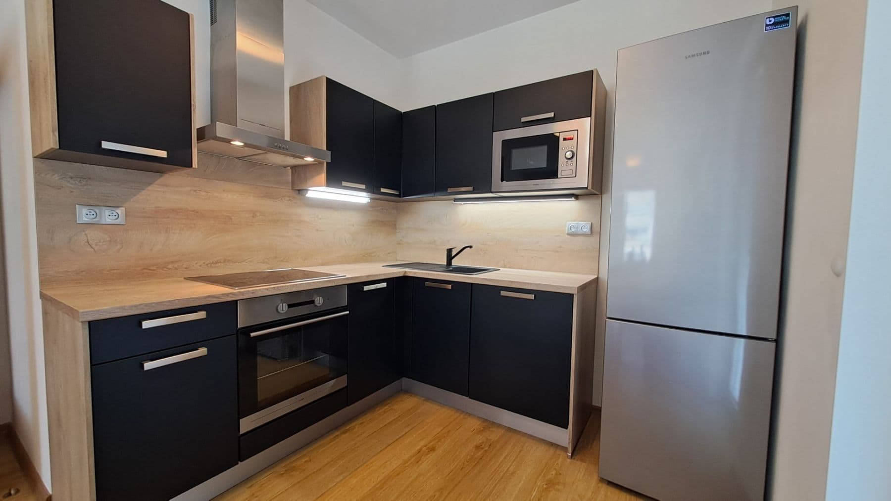 Pronájem bytu 2+kk 56 m², Štanderova, Praha, Praha Pronájem bytu 2+kk 56 m², Štanderova, Praha, Praha
