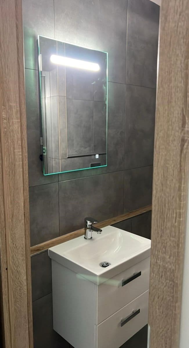 Pronájem bytu 1+kk 30 m², U Parku, Ostrava, Moravskoslezský kraj Pronájem bytu 1+kk 30 m², U Parku, Ostrava, Moravskoslezský kraj