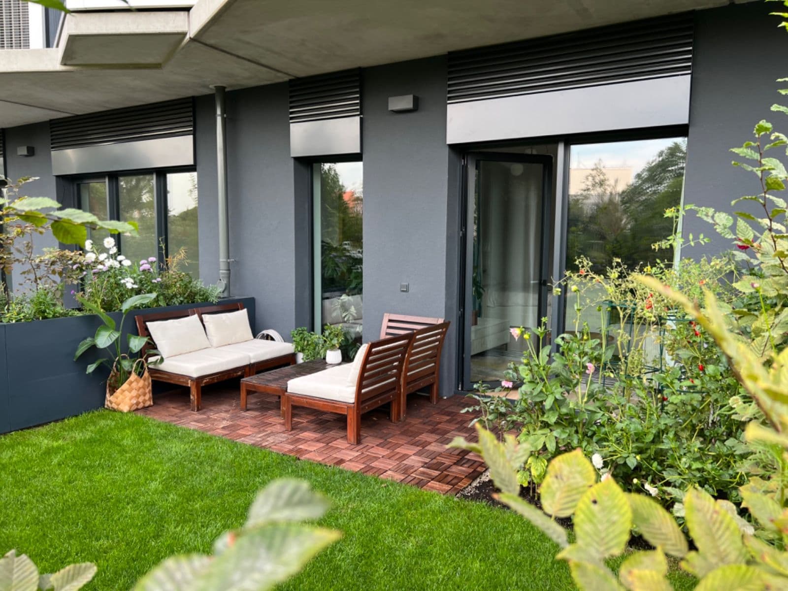 Pronájem bytu 1+1 60 m², Račianska, Nové Mesto, Bratislavský kraj Pronájem bytu 1+1 60 m², Račianska, Nové Mesto, Bratislavský kraj
