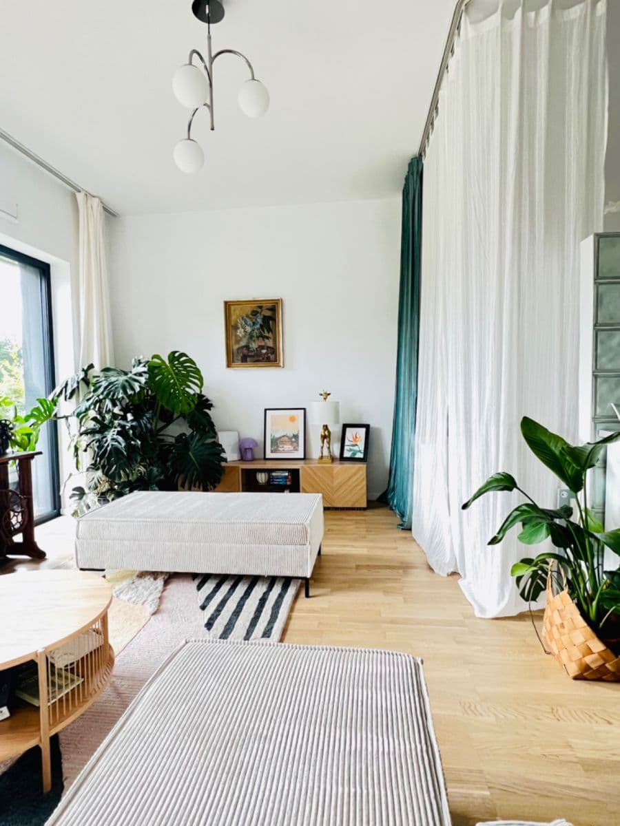 Pronájem bytu 1+1 60 m², Račianska, Nové Mesto, Bratislavský kraj Pronájem bytu 1+1 60 m², Račianska, Nové Mesto, Bratislavský kraj