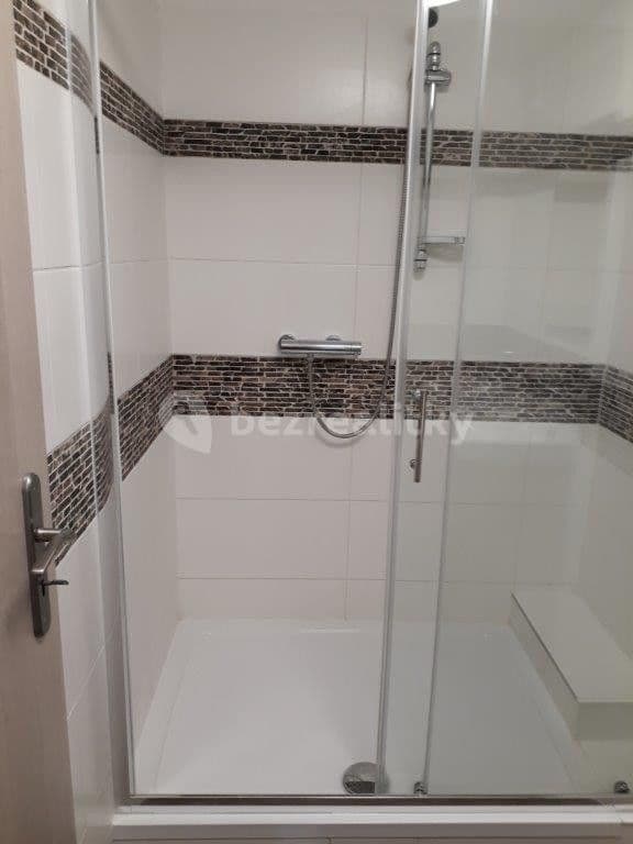 Pronájem bytu 3+1 107 m², Za rybníkem, Lišany, Středočeský kraj Pronájem bytu 3+1 107 m², Za rybníkem, Lišany, Středočeský kraj
