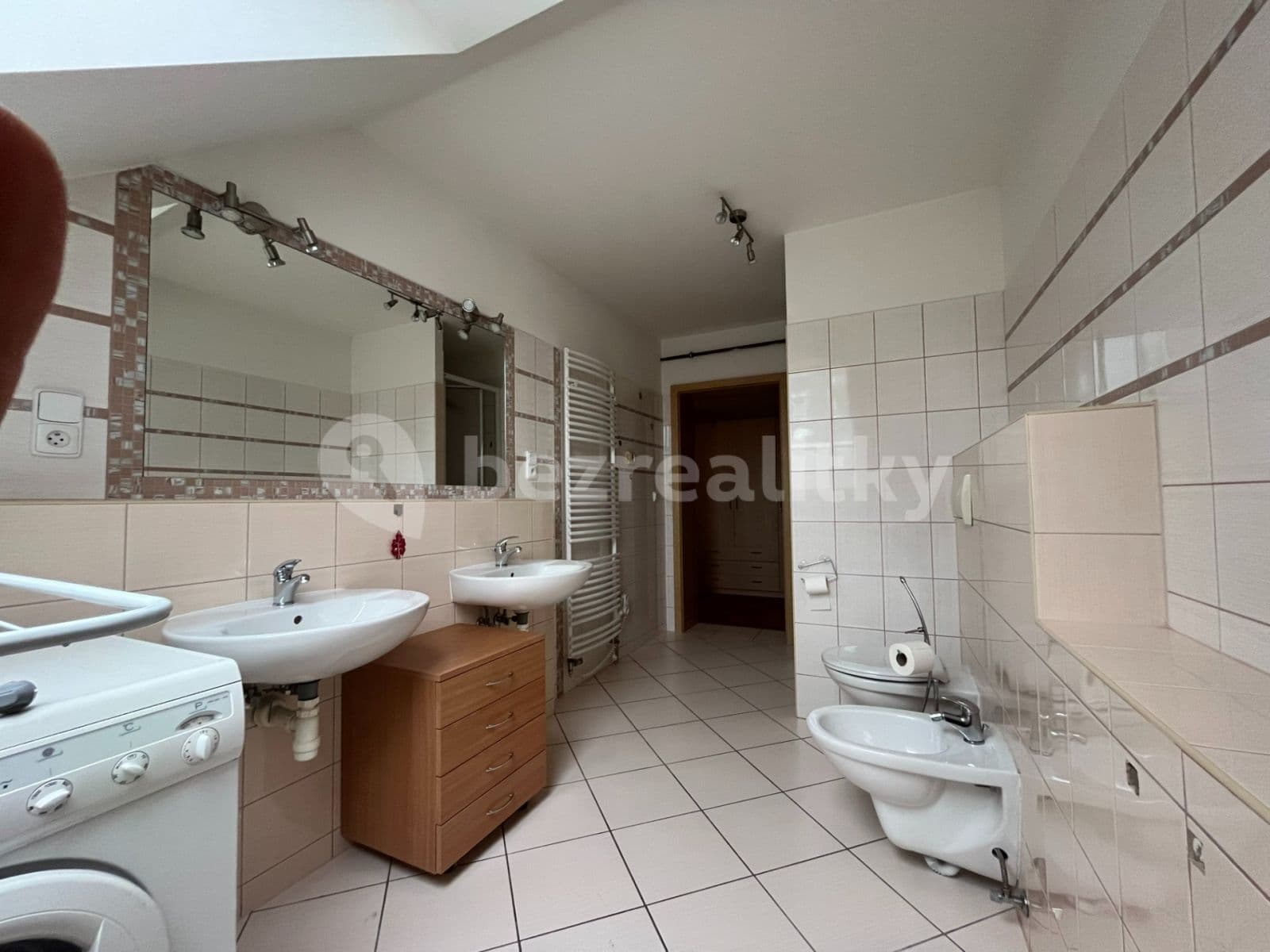 Pronájem bytu 3+kk 120 m², Bohatcova, Brno, Jihomoravský kraj Pronájem bytu 3+kk 120 m², Bohatcova, Brno, Jihomoravský kraj