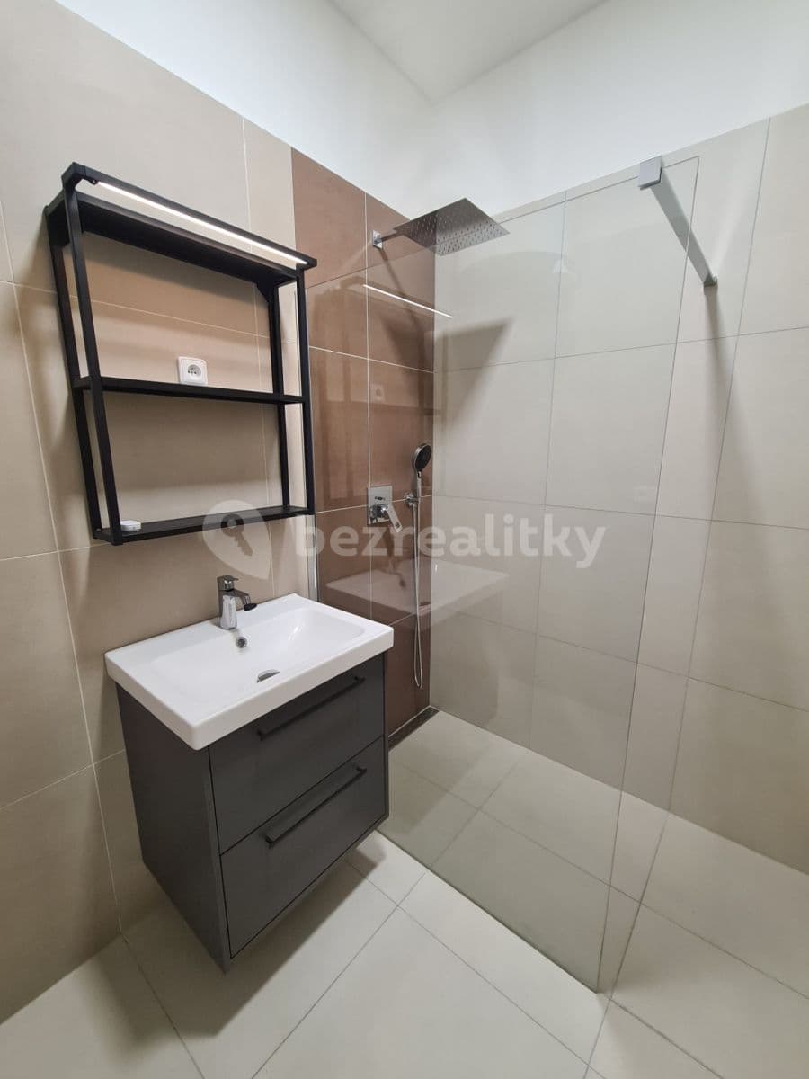Pronájem bytu 1+kk 30 m², Jana Želivského, Praha, Praha Pronájem bytu 1+kk 30 m², Jana Želivského, Praha, Praha
