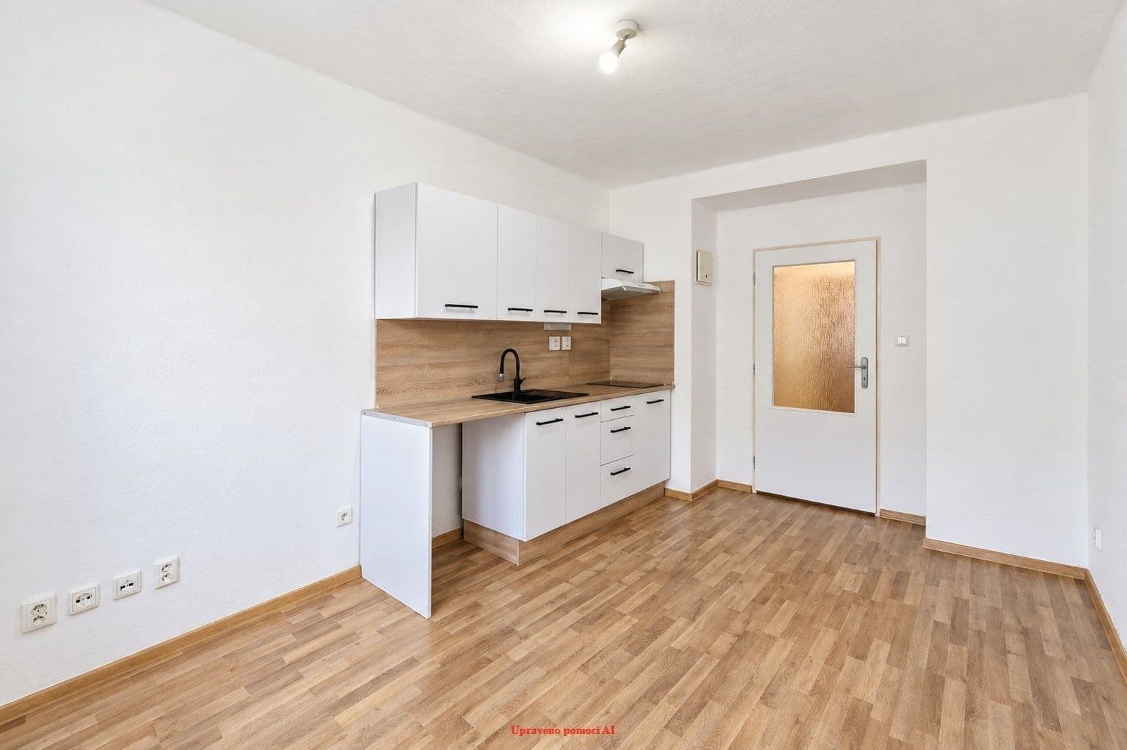 Pronájem bytu 1+kk 18 m², Hlavní třída, Havířov, Moravskoslezský kraj Pronájem bytu 1+kk 18 m², Hlavní třída, Havířov, Moravskoslezský kraj