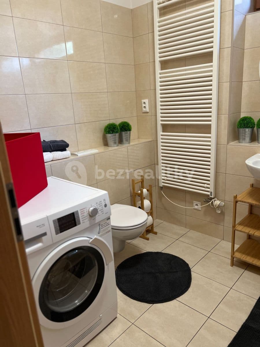 Pronájem bytu 2+kk 56 m², Varhulíkové, Praha, Praha Pronájem bytu 2+kk 56 m², Varhulíkové, Praha, Praha