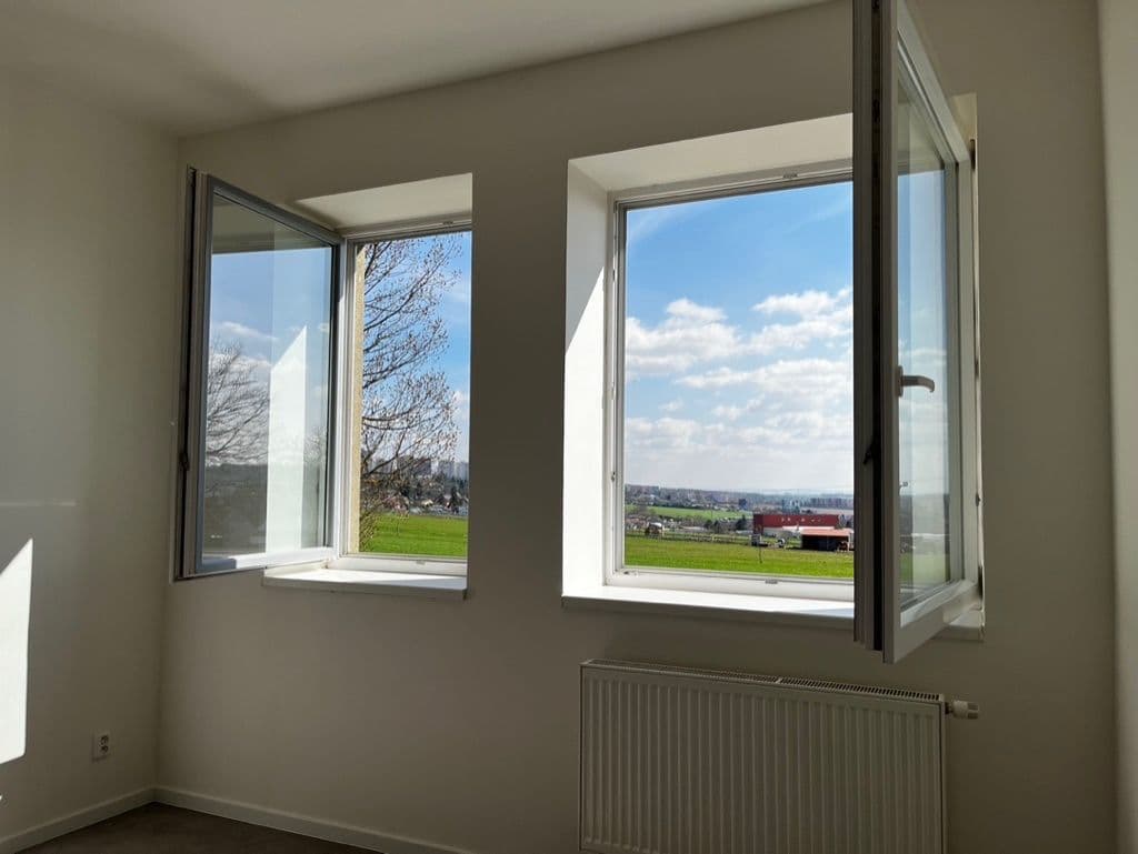 Pronájem bytu 1+kk 37 m², Rušná, Brno, Jihomoravský kraj Pronájem bytu 1+kk 37 m², Rušná, Brno, Jihomoravský kraj