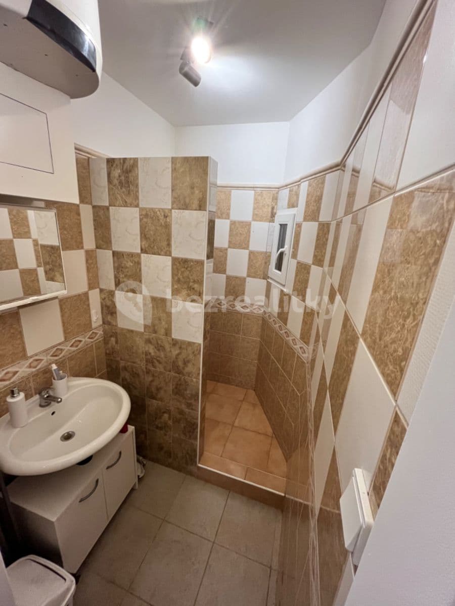 Pronájem bytu 2+1 58 m², Kolínská, Praha, Praha Pronájem bytu 2+1 58 m², Kolínská, Praha, Praha