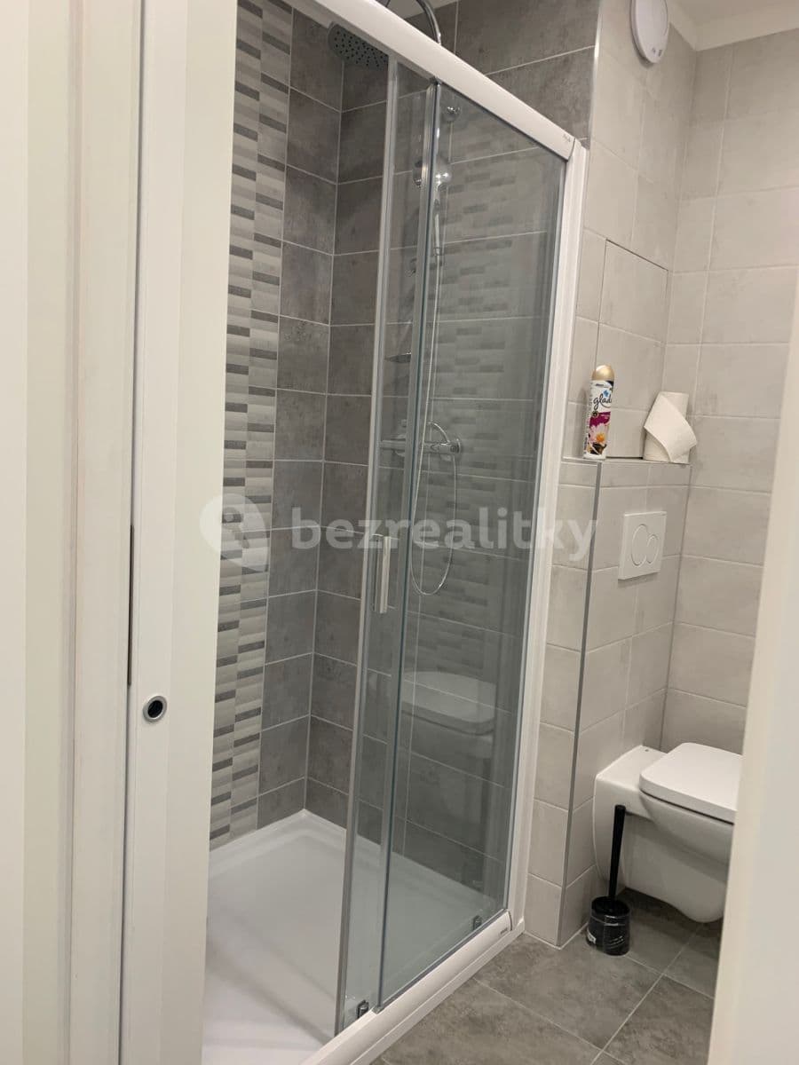 Pronájem bytu 1+1 36 m², Karly Machové, Beroun, Středočeský kraj Pronájem bytu 1+1 36 m², Karly Machové, Beroun, Středočeský kraj