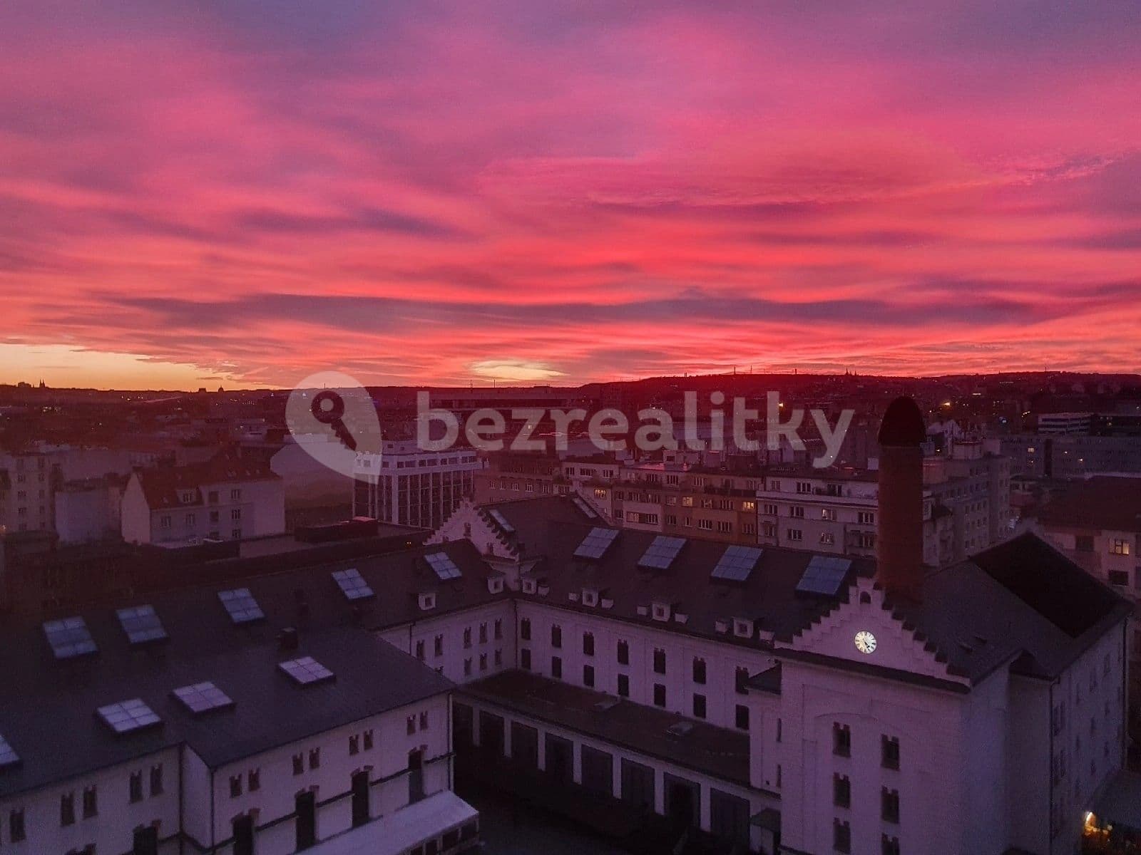 Pronájem bytu 2+kk 70 m², U Uranie, Praha, Praha Pronájem bytu 2+kk 70 m², U Uranie, Praha, Praha