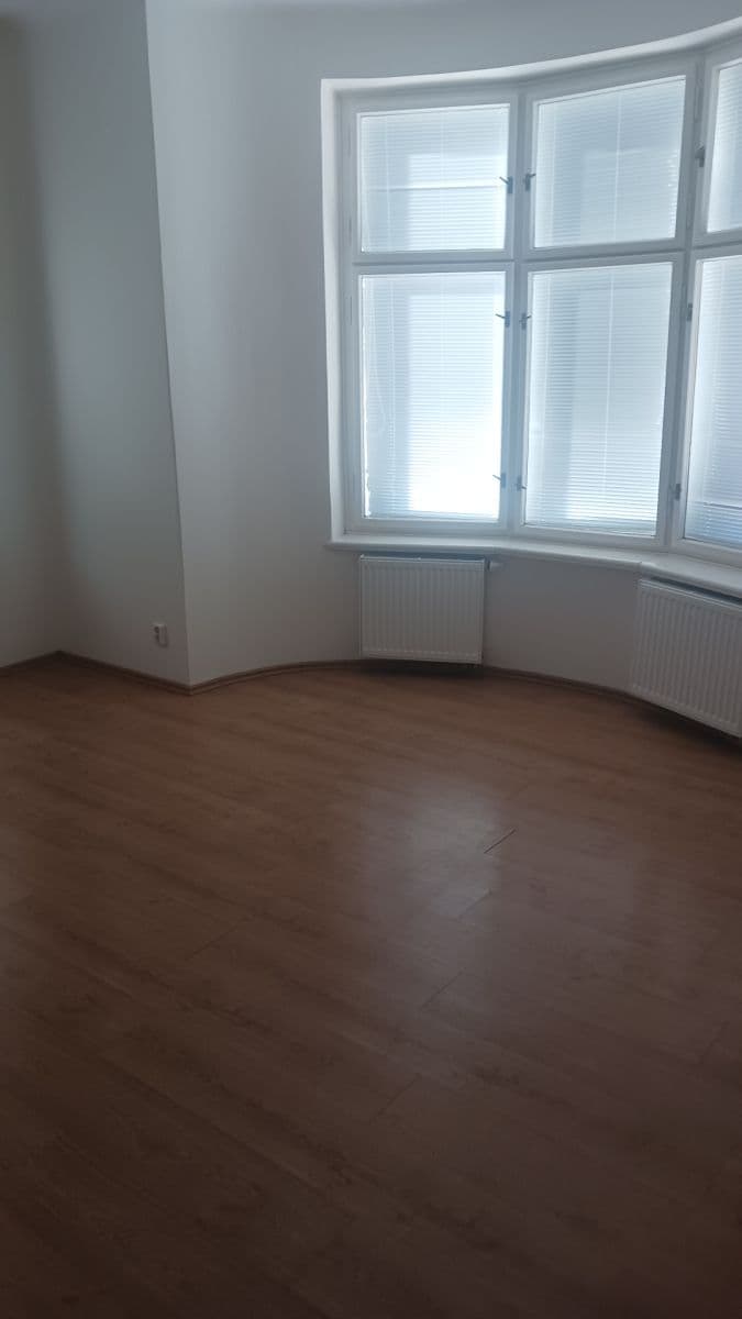 Pronájem bytu 2+1 74 m², Fetrovská, Praha, Praha Pronájem bytu 2+1 74 m², Fetrovská, Praha, Praha