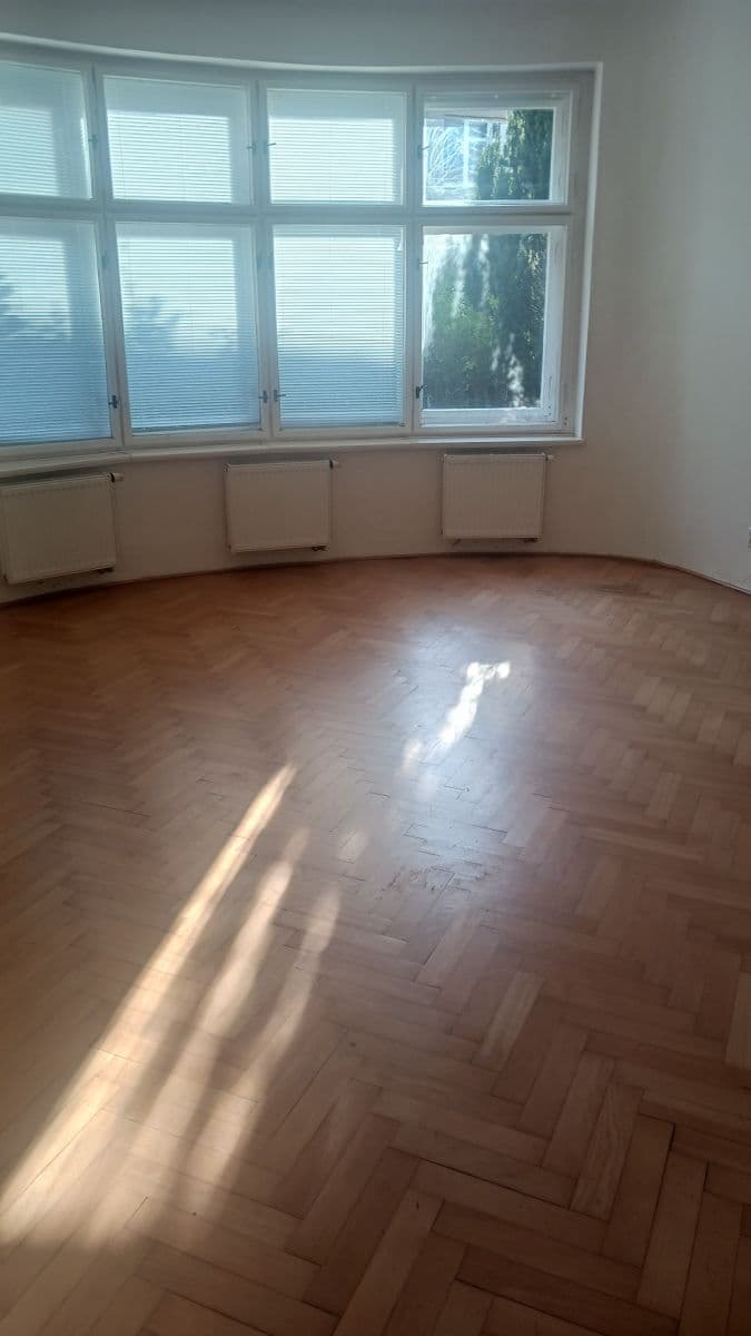 Pronájem bytu 2+1 74 m², Fetrovská, Praha, Praha Pronájem bytu 2+1 74 m², Fetrovská, Praha, Praha
