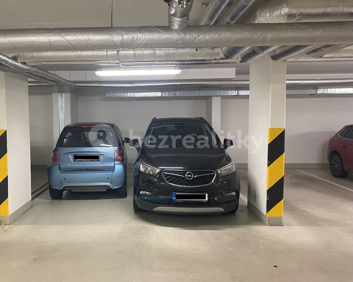 Pronájem garáže 20 m², Athénská, Praha, Praha Pronájem garáže 20 m², Athénská, Praha, Praha