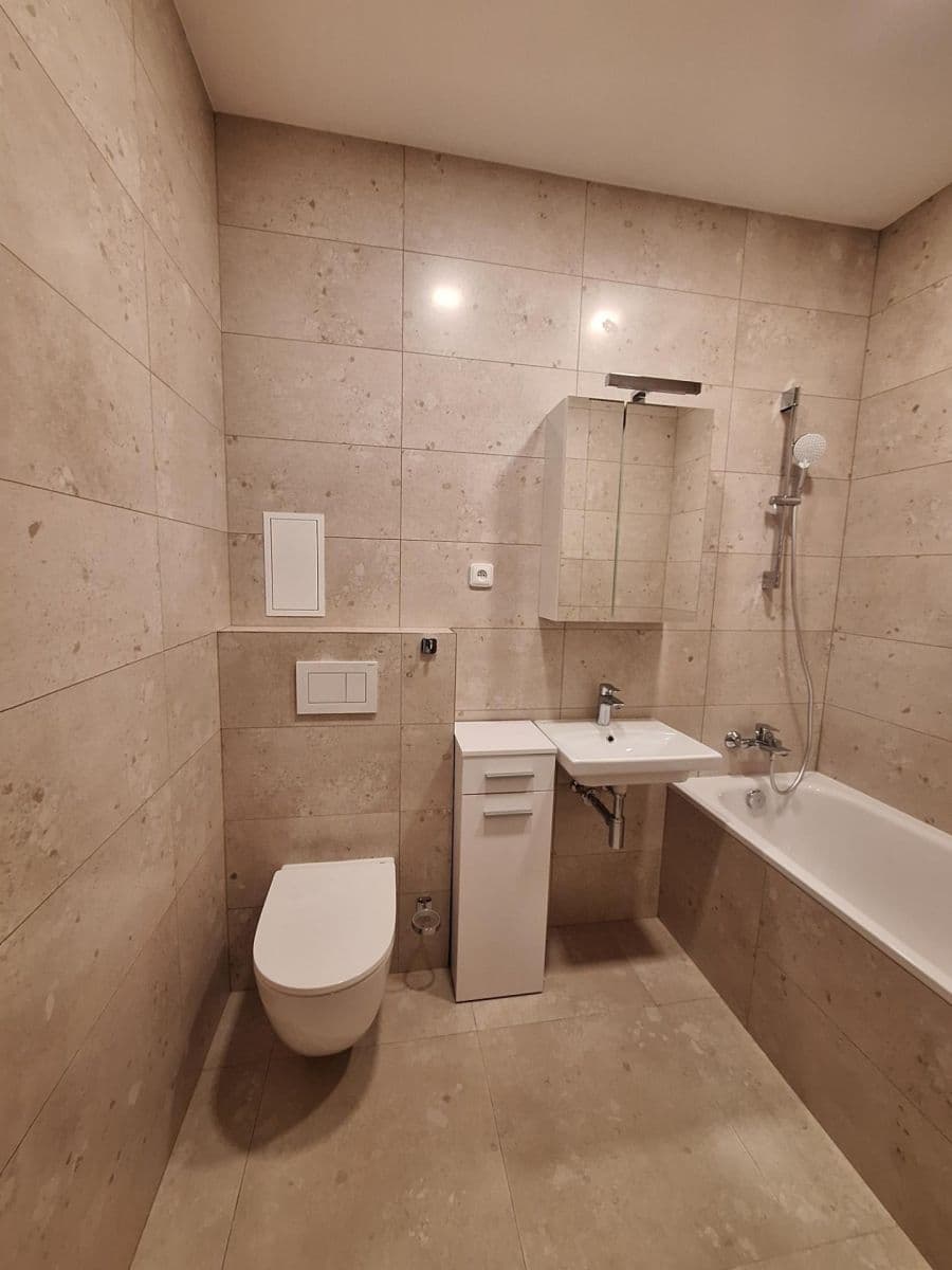 Pronájem bytu 2+kk 49 m², Mikovcova, Praha, Praha Pronájem bytu 2+kk 49 m², Mikovcova, Praha, Praha