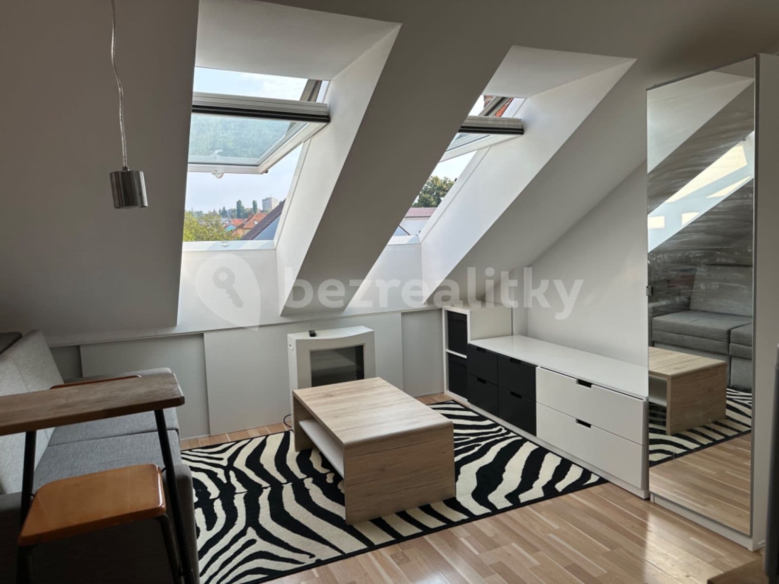 Pronájem bytu 1+kk 22 m², Zeleného, Brno, Jihomoravský kraj Pronájem bytu 1+kk 22 m², Zeleného, Brno, Jihomoravský kraj
