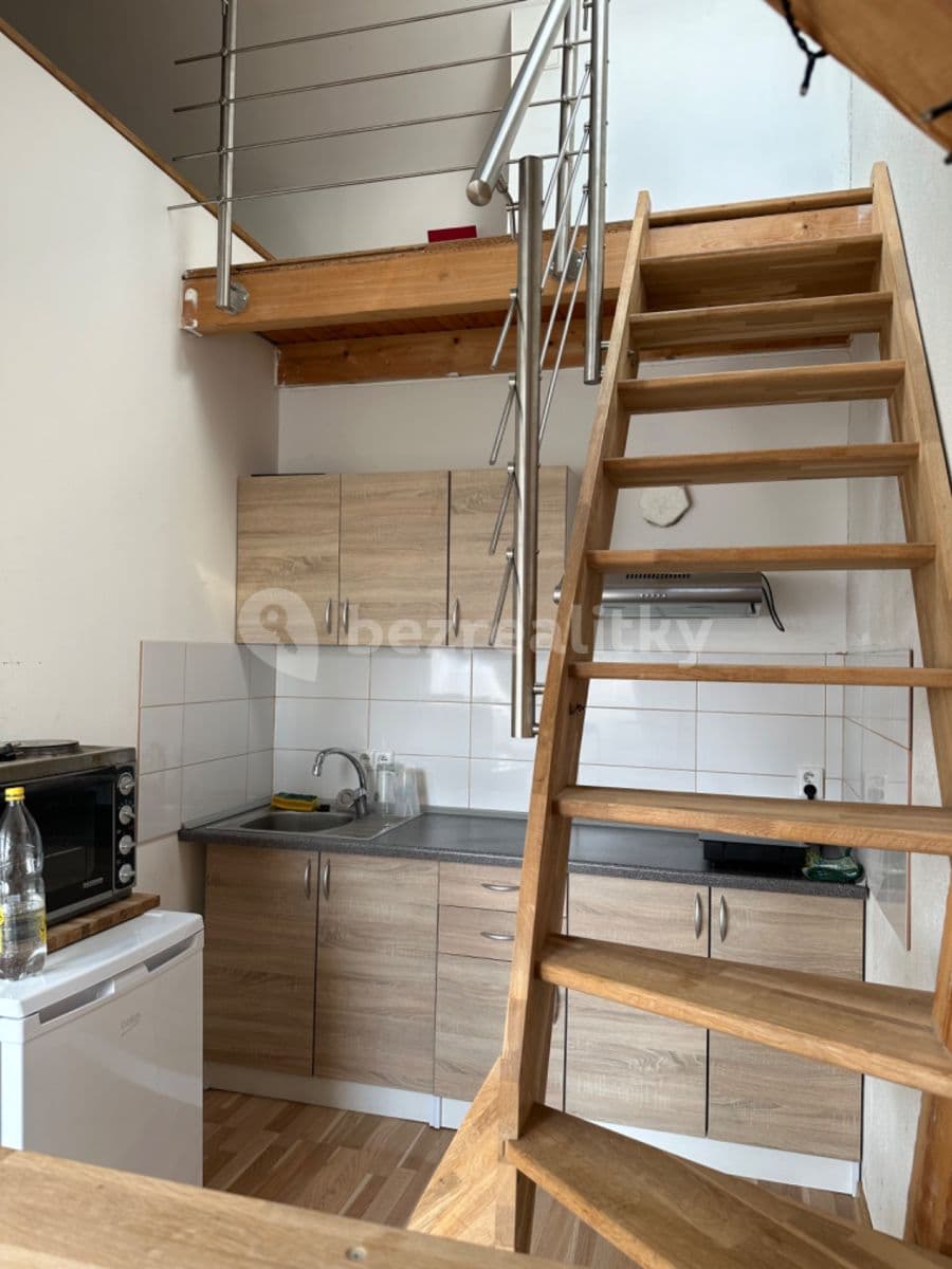Pronájem bytu 1+kk 22 m², Zeleného, Brno, Jihomoravský kraj Pronájem bytu 1+kk 22 m², Zeleného, Brno, Jihomoravský kraj