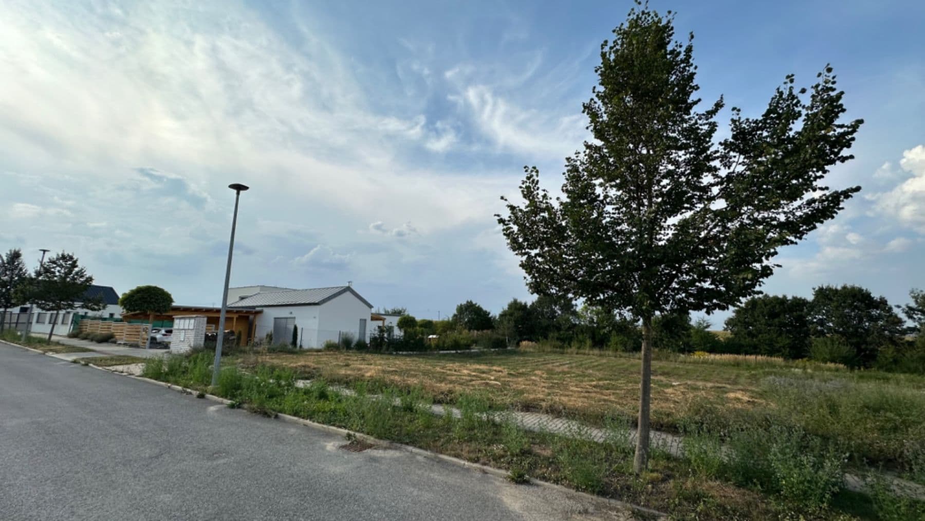 Prodej pozemku 854 m², U Rybníčka, Vysoký Újezd, Středočeský kraj Prodej pozemku 854 m², U Rybníčka, Vysoký Újezd, Středočeský kraj