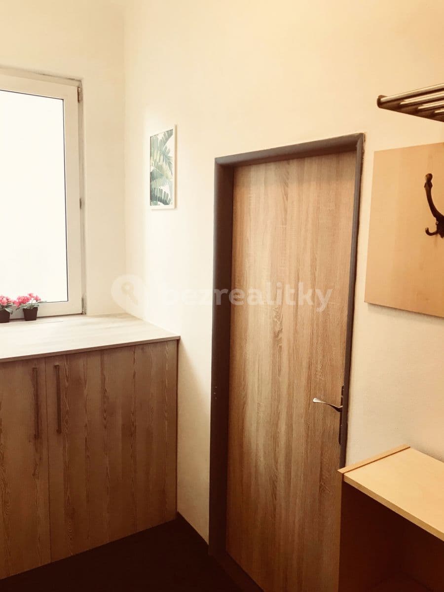 Pronájem bytu 1+kk 30 m², Českobrodská, Praha, Praha Pronájem bytu 1+kk 30 m², Českobrodská, Praha, Praha