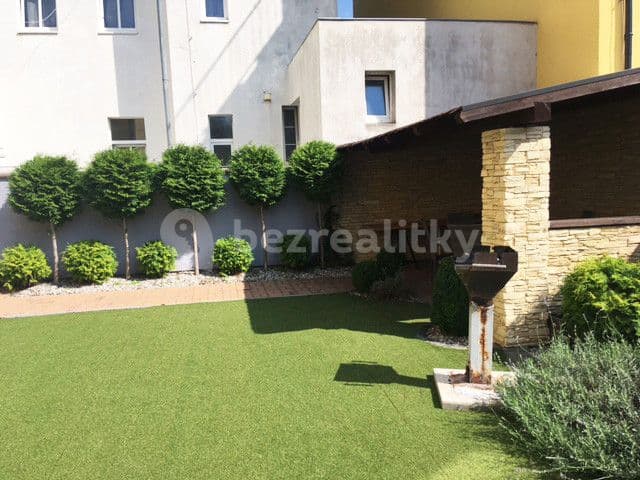 Pronájem bytu 1+kk 30 m², Českobrodská, Praha, Praha Pronájem bytu 1+kk 30 m², Českobrodská, Praha, Praha