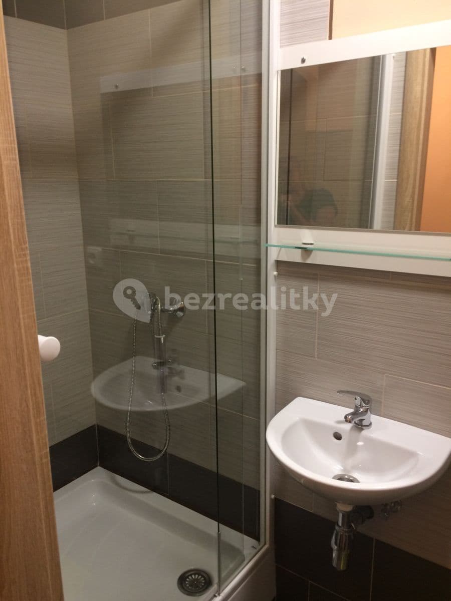 Pronájem bytu 1+kk 30 m², Českobrodská, Praha, Praha Pronájem bytu 1+kk 30 m², Českobrodská, Praha, Praha