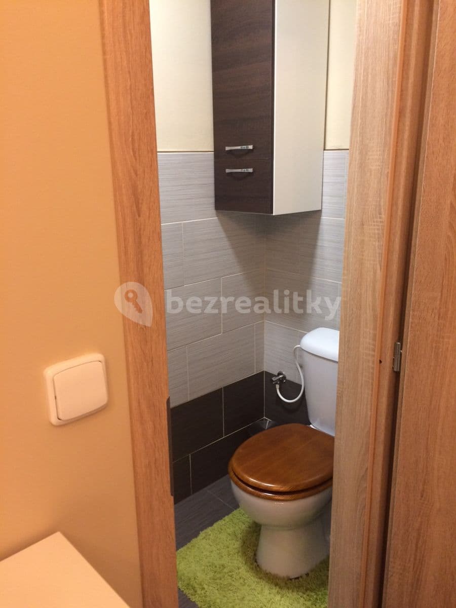 Pronájem bytu 1+kk 30 m², Českobrodská, Praha, Praha Pronájem bytu 1+kk 30 m², Českobrodská, Praha, Praha