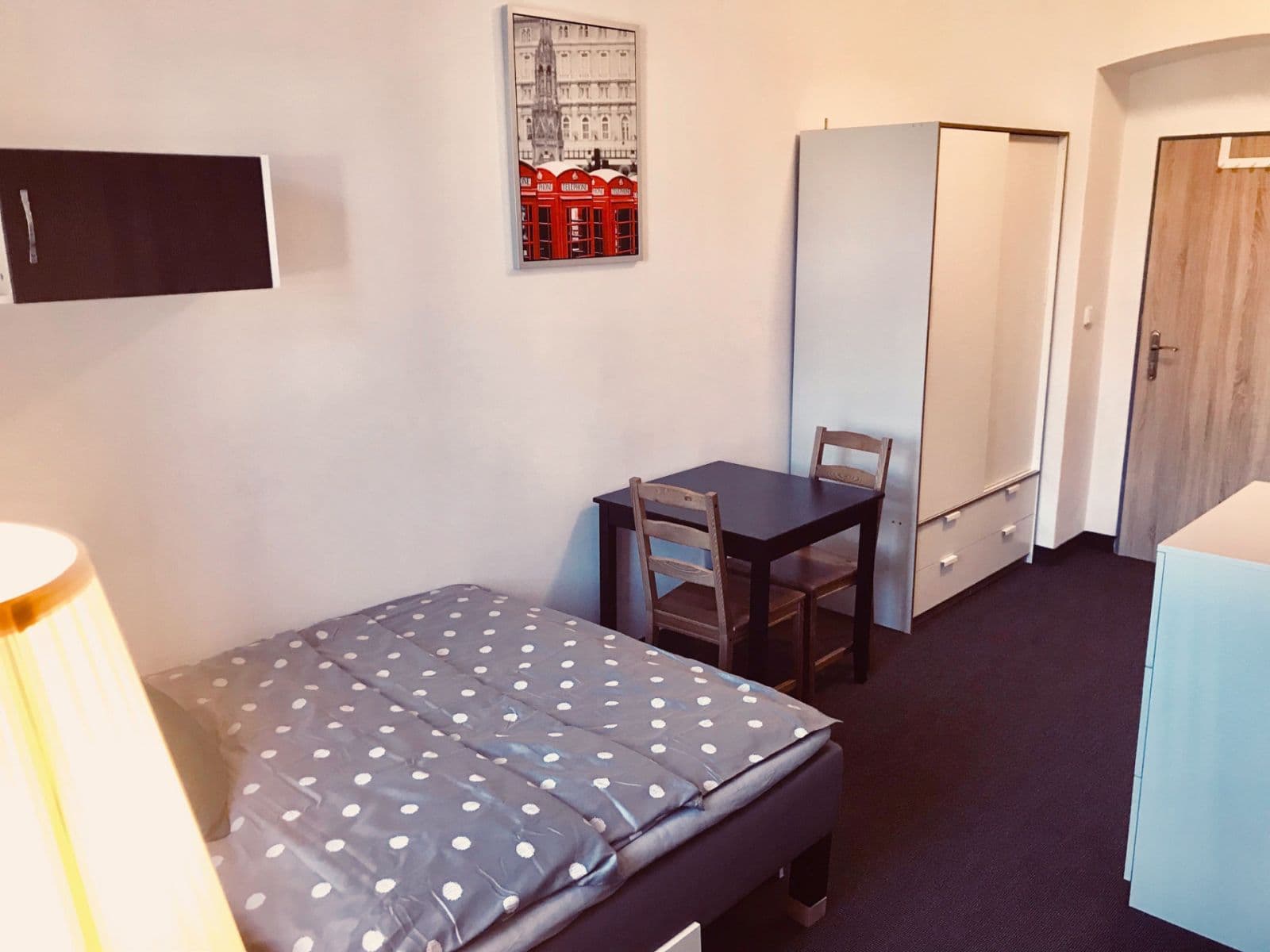 Pronájem bytu 1+kk 30 m², Českobrodská, Praha, Praha Pronájem bytu 1+kk 30 m², Českobrodská, Praha, Praha