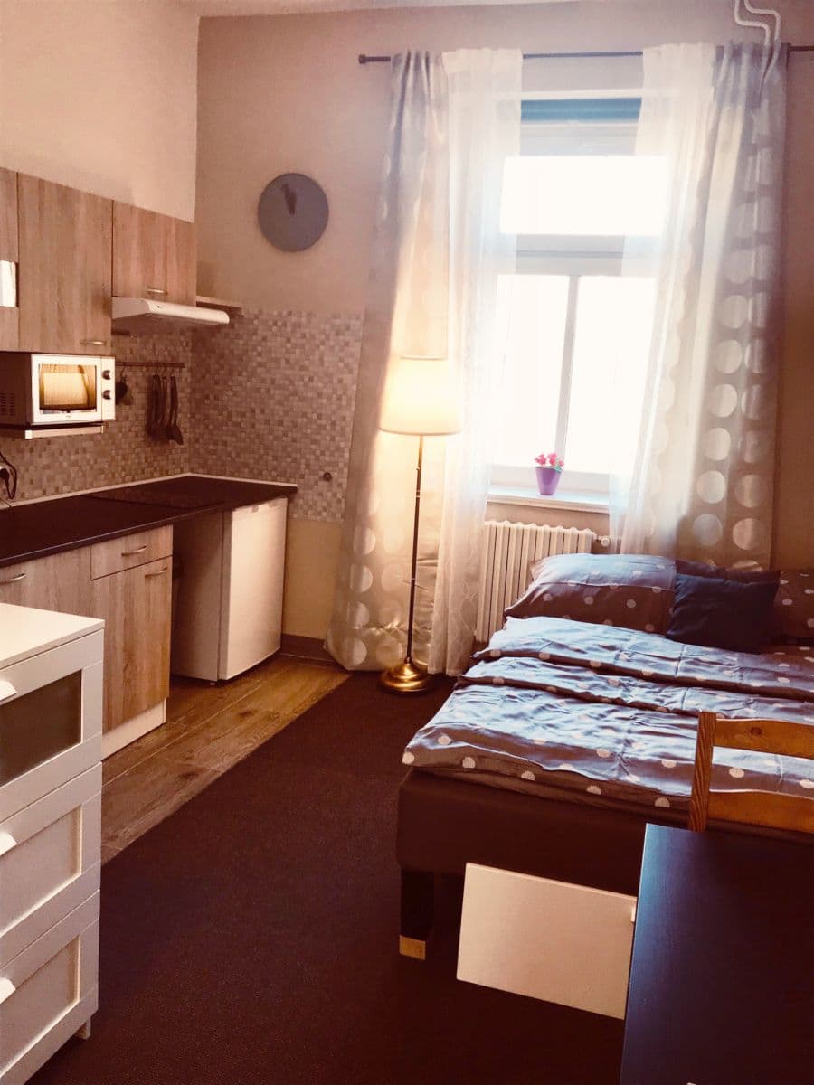 Pronájem bytu 1+kk 30 m², Českobrodská, Praha, Praha Pronájem bytu 1+kk 30 m², Českobrodská, Praha, Praha