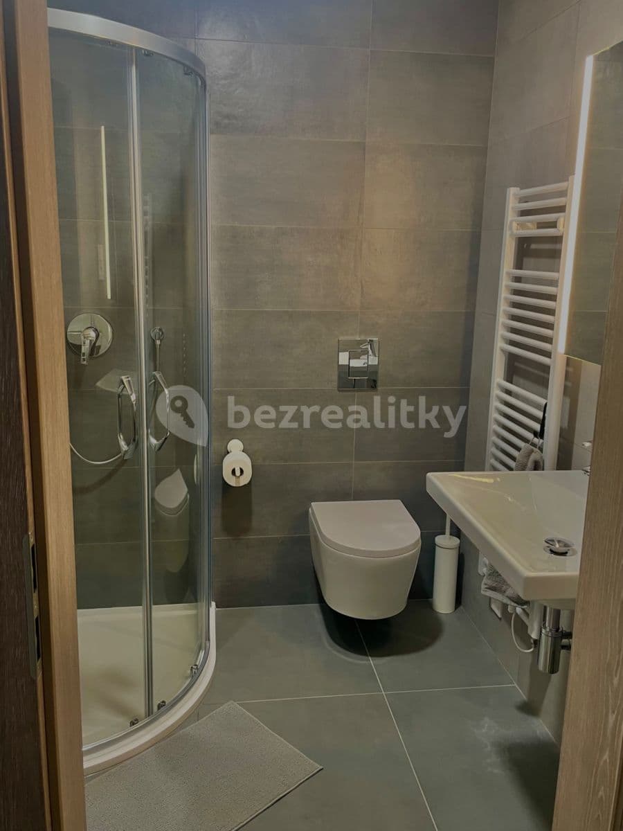 Pronájem bytu 1+kk 33 m², Frištenského, Olomouc, Olomoucký kraj Pronájem bytu 1+kk 33 m², Frištenského, Olomouc, Olomoucký kraj