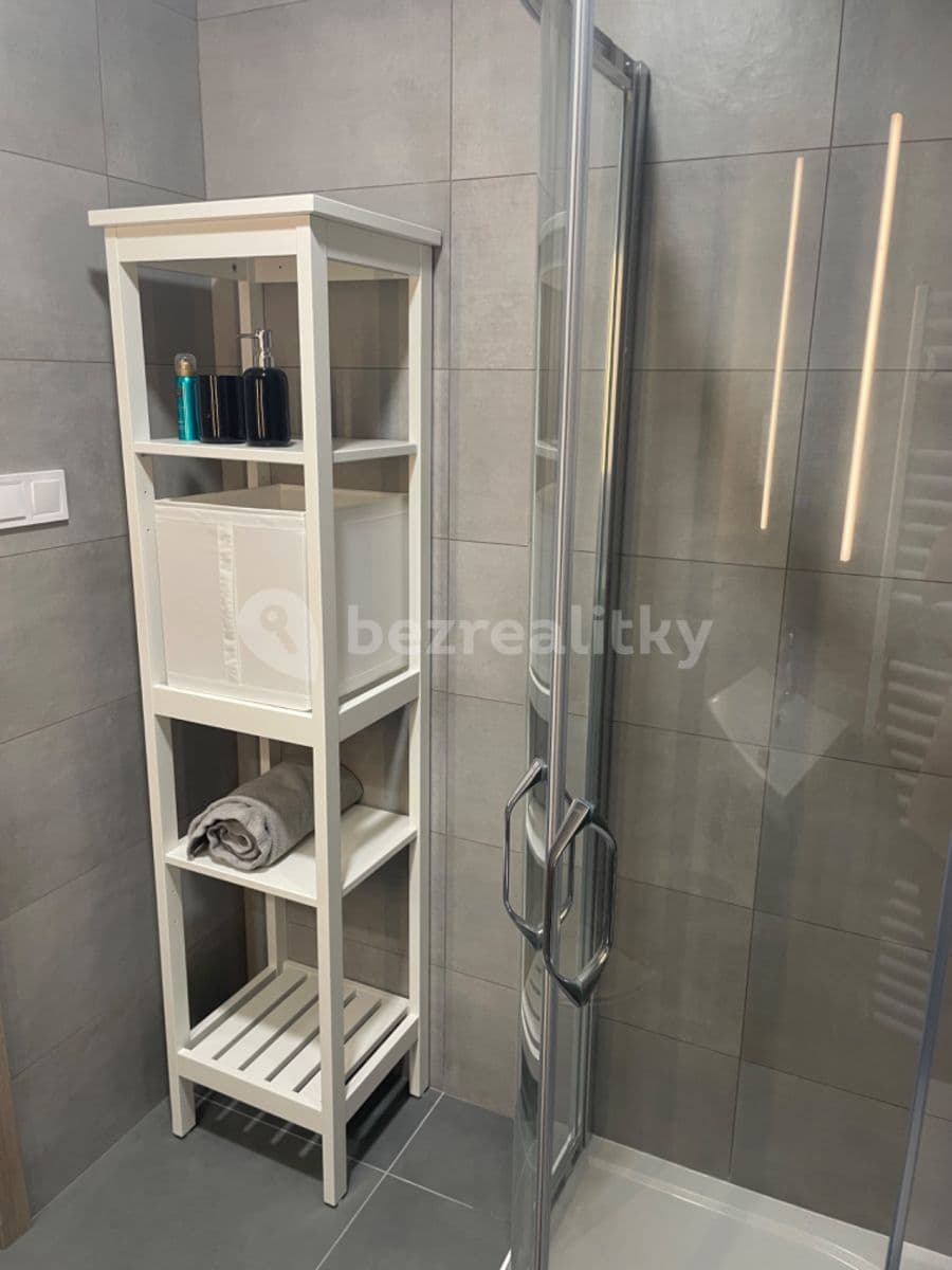 Pronájem bytu 1+kk 33 m², Frištenského, Olomouc, Olomoucký kraj Pronájem bytu 1+kk 33 m², Frištenského, Olomouc, Olomoucký kraj