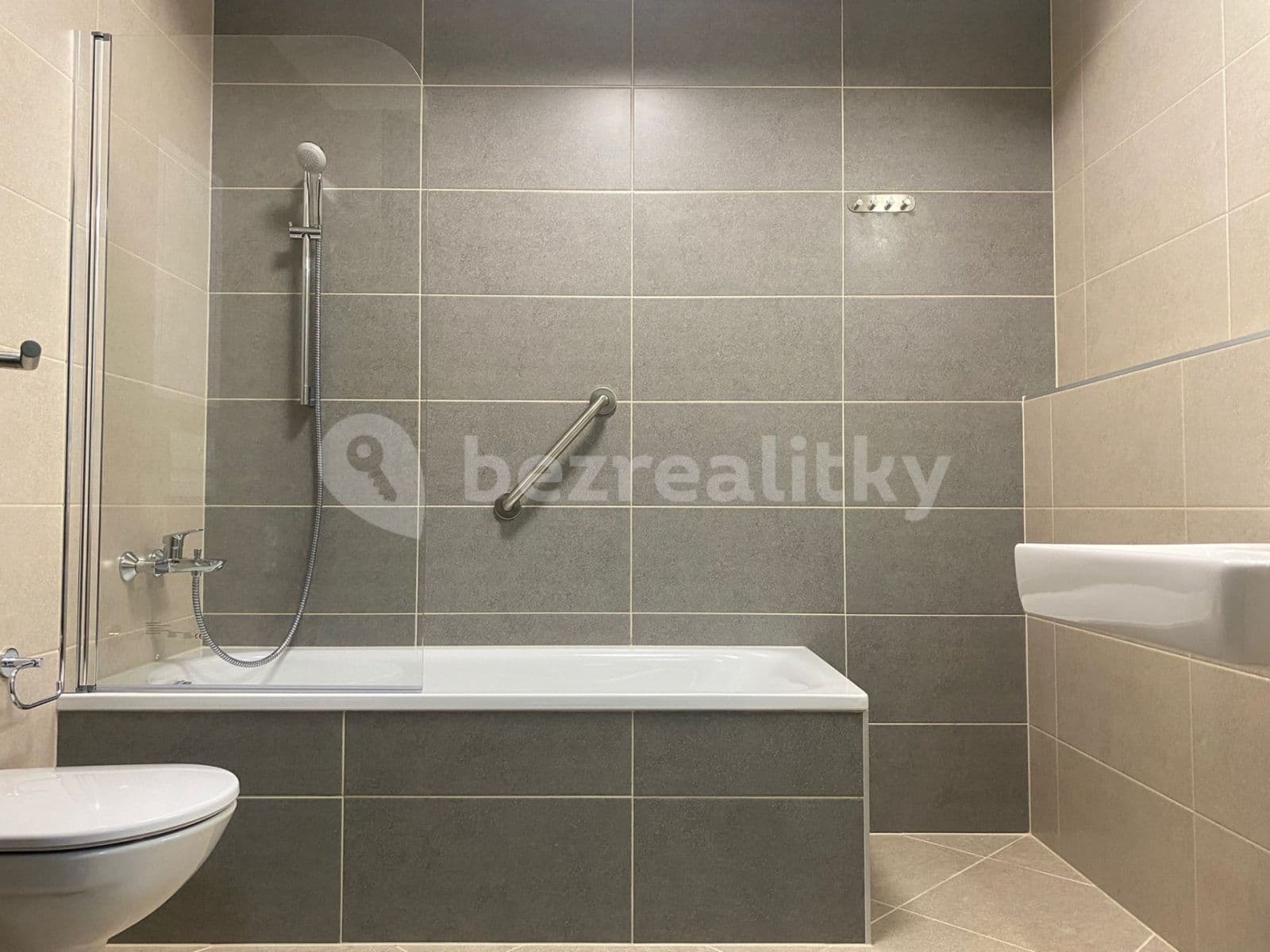 Pronájem bytu 2+kk 52 m², Ondrákové, Praha, Praha Pronájem bytu 2+kk 52 m², Ondrákové, Praha, Praha