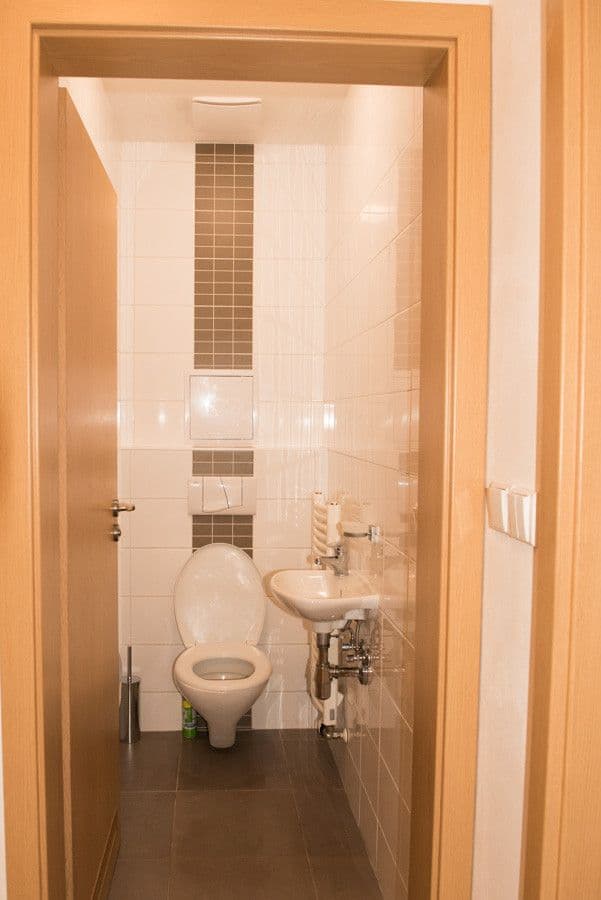 Pronájem bytu 2+kk 53 m², Jeřabinová, Praha, Praha Pronájem bytu 2+kk 53 m², Jeřabinová, Praha, Praha
