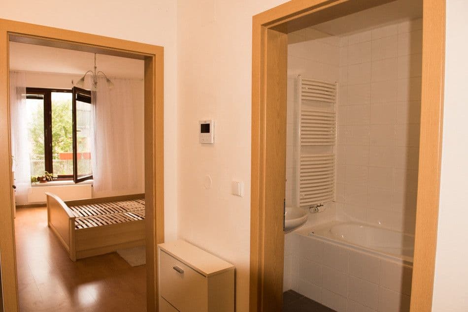 Pronájem bytu 2+kk 53 m², Jeřabinová, Praha, Praha Pronájem bytu 2+kk 53 m², Jeřabinová, Praha, Praha