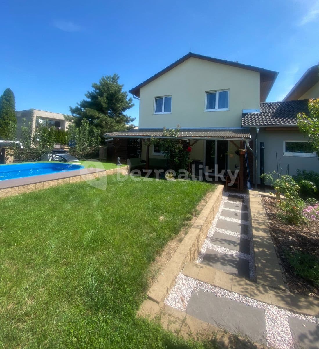 Prodej domu 120 m², pozemek 263 m², Nehvizdy, Středočeský kraj Prodej domu 120 m², pozemek 263 m², Nehvizdy, Středočeský kraj
