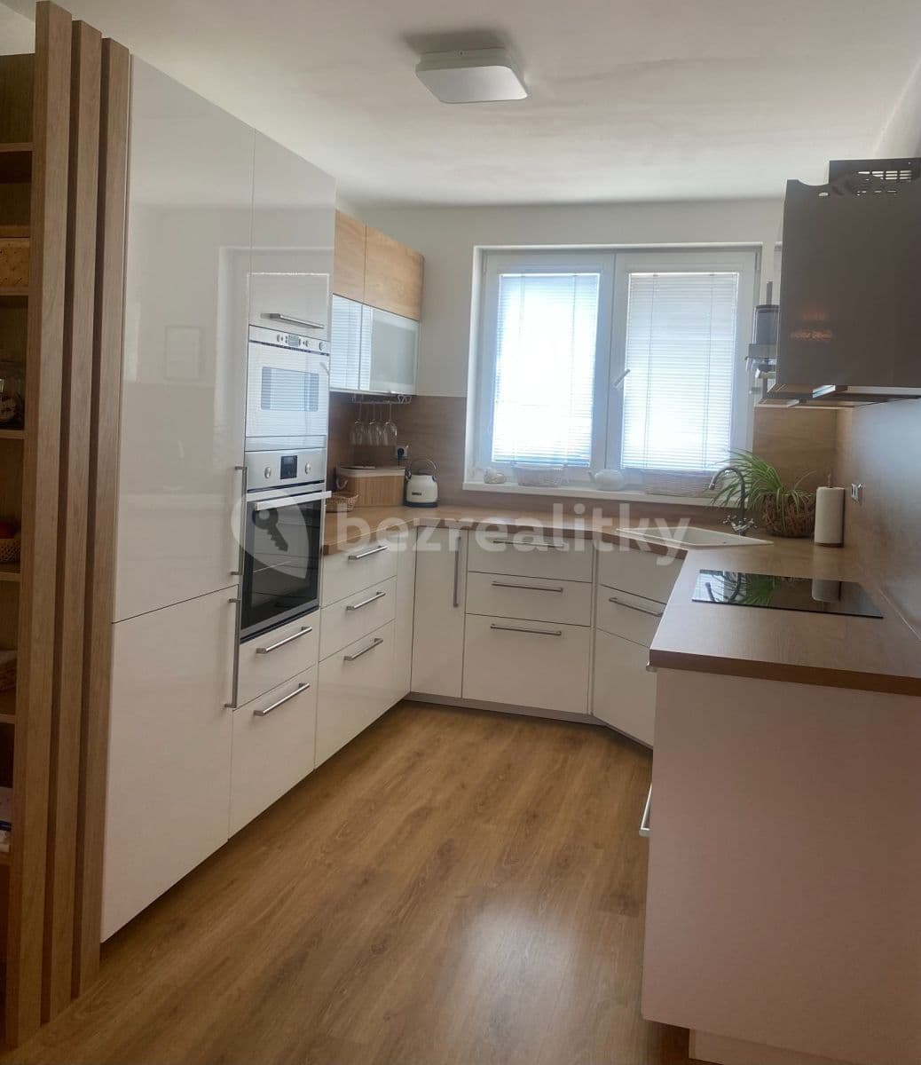 Prodej domu 120 m², pozemek 263 m², Nehvizdy, Středočeský kraj Prodej domu 120 m², pozemek 263 m², Nehvizdy, Středočeský kraj