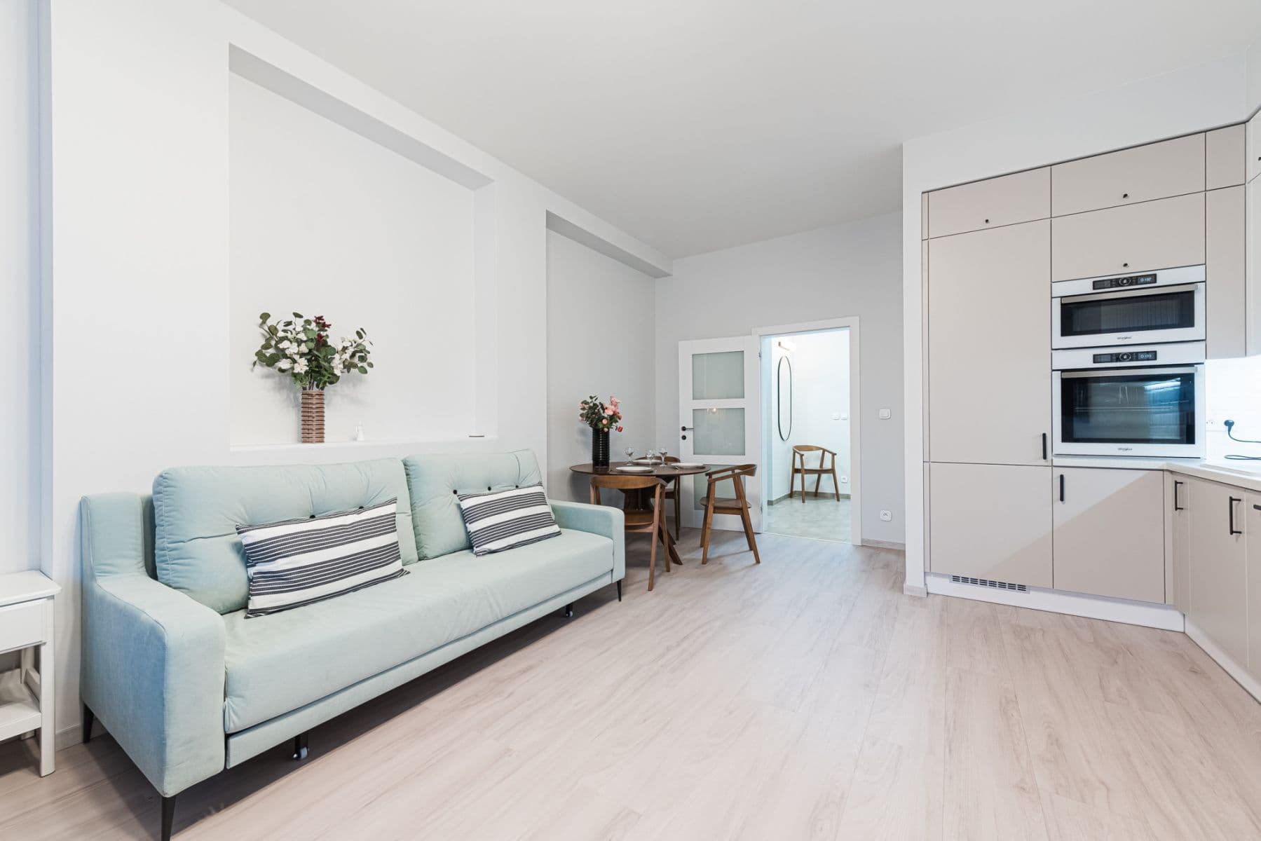 Pronájem bytu 46 m², Českomoravská, Praha, Praha Pronájem bytu 46 m², Českomoravská, Praha, Praha