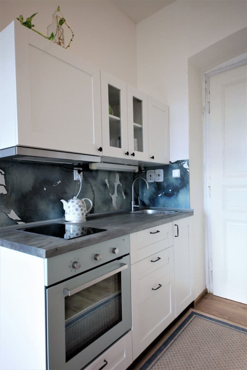 Pronájem bytu 30 m², Šaldova, Praha, Praha Pronájem bytu 30 m², Šaldova, Praha, Praha