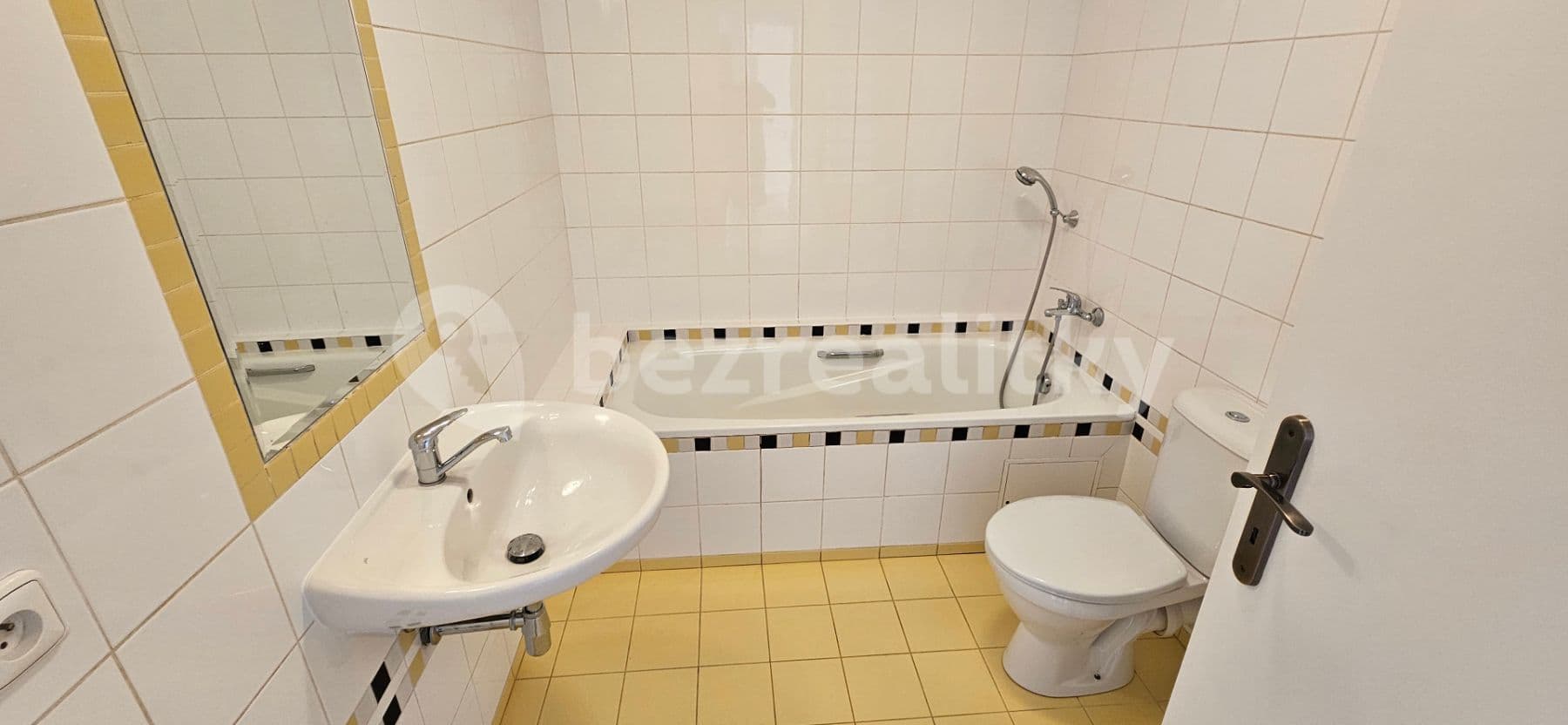 Pronájem bytu 2+1 75 m², Zenklova, Praha, Praha Pronájem bytu 2+1 75 m², Zenklova, Praha, Praha