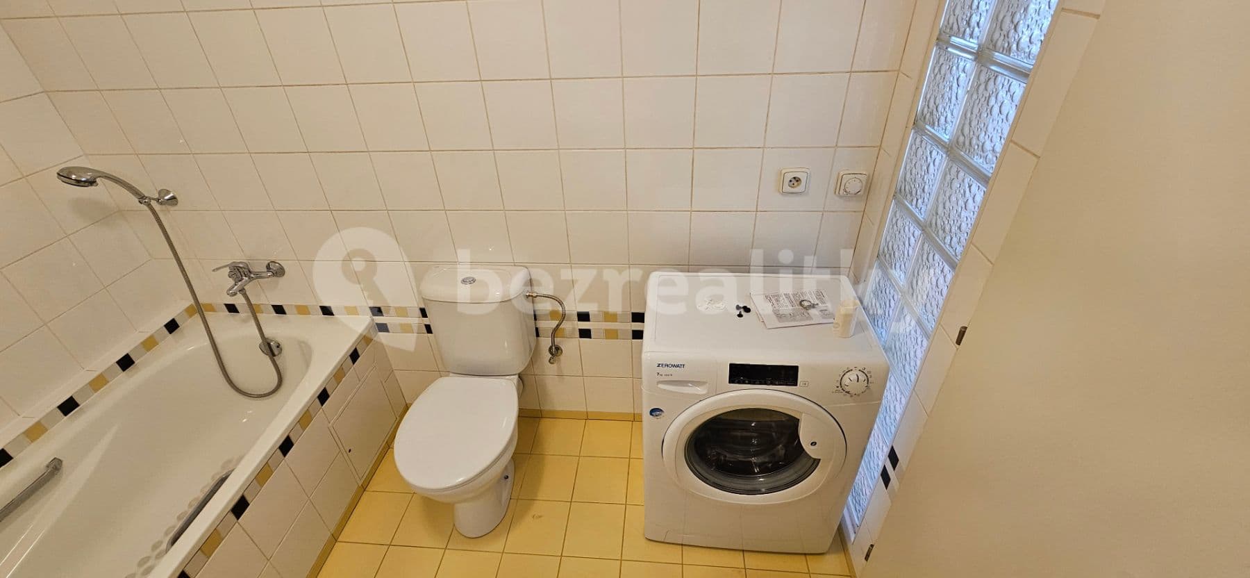 Pronájem bytu 2+1 75 m², Zenklova, Praha, Praha Pronájem bytu 2+1 75 m², Zenklova, Praha, Praha