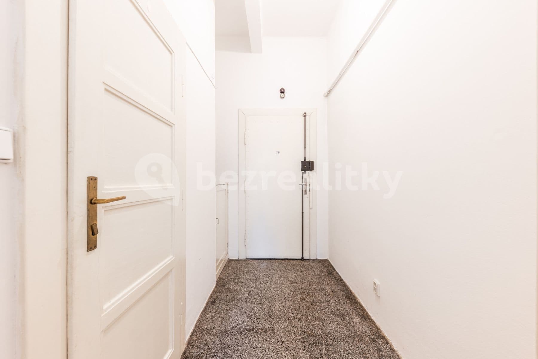 Pronájem bytu 1+kk 29 m², Černokostelecká, Praha, Praha Pronájem bytu 1+kk 29 m², Černokostelecká, Praha, Praha