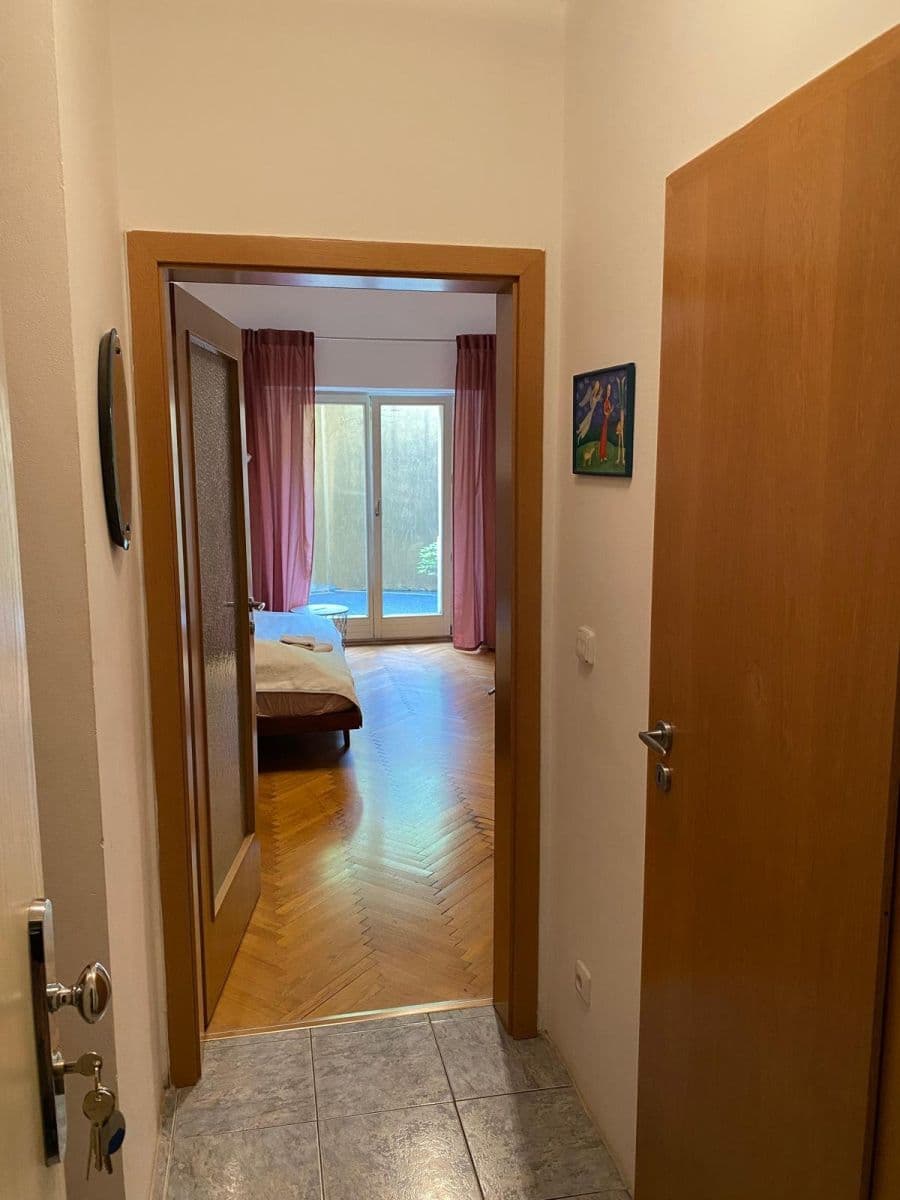 Pronájem bytu 20 m², Levá, Praha, Praha Pronájem bytu 20 m², Levá, Praha, Praha