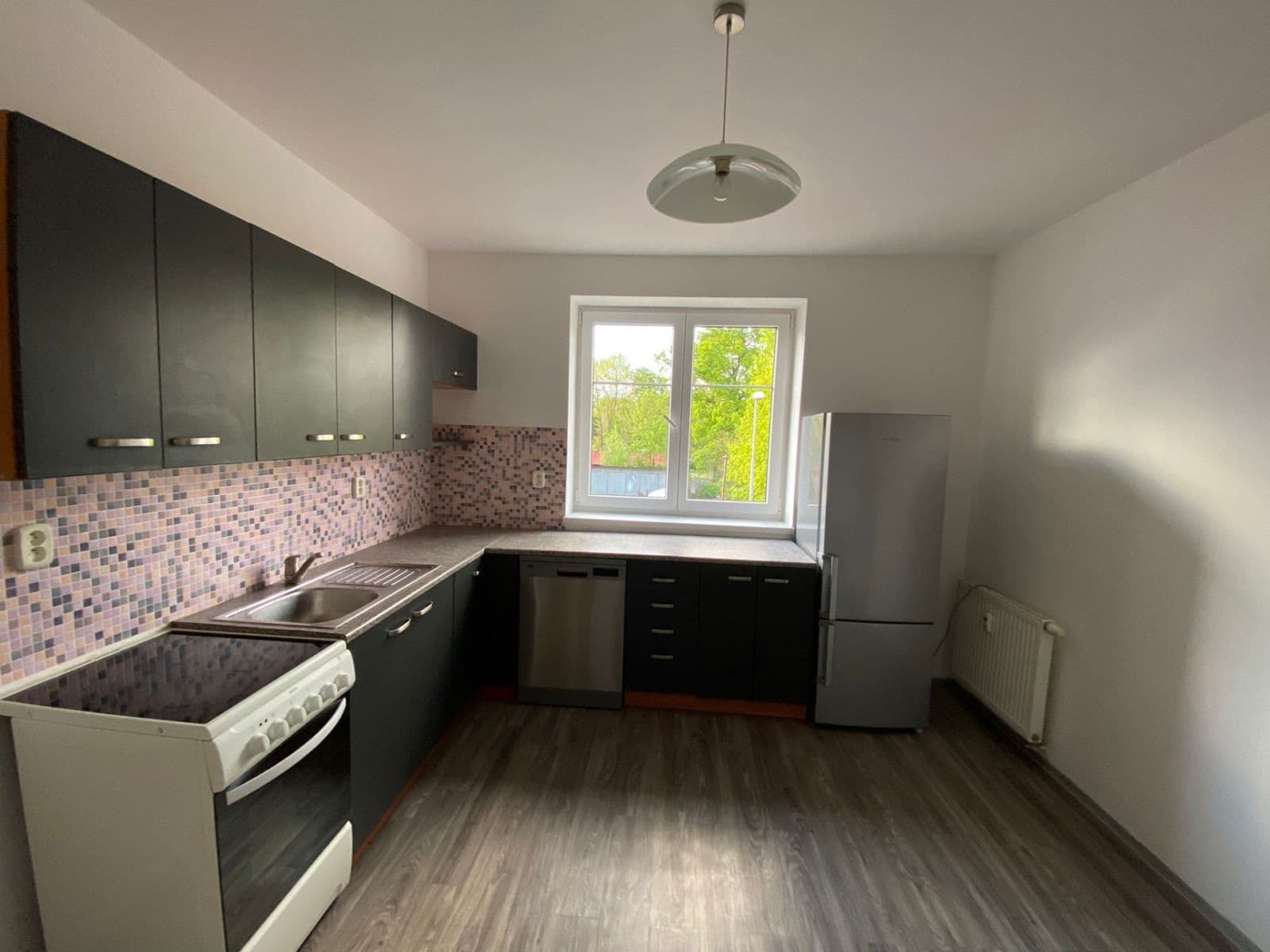 Pronájem bytu 1+1 47 m², Říční, Plzeň, Plzeňský kraj Pronájem bytu 1+1 47 m², Říční, Plzeň, Plzeňský kraj
