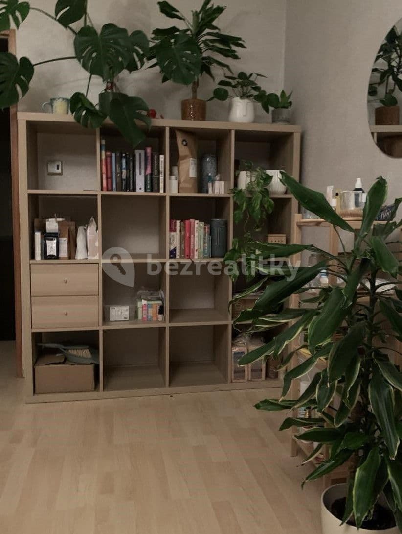 Pronájem bytu 3+1 76 m², Trávníčkova, Praha, Praha Pronájem bytu 3+1 76 m², Trávníčkova, Praha, Praha