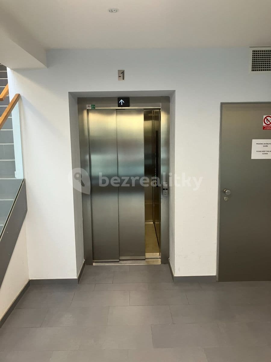 Pronájem bytu 2+kk 56 m², Naskové, Praha, Praha Pronájem bytu 2+kk 56 m², Naskové, Praha, Praha