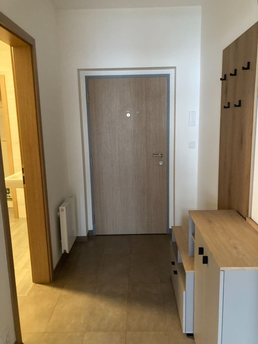 Pronájem bytu 2+kk 56 m², Naskové, Praha, Praha Pronájem bytu 2+kk 56 m², Naskové, Praha, Praha
