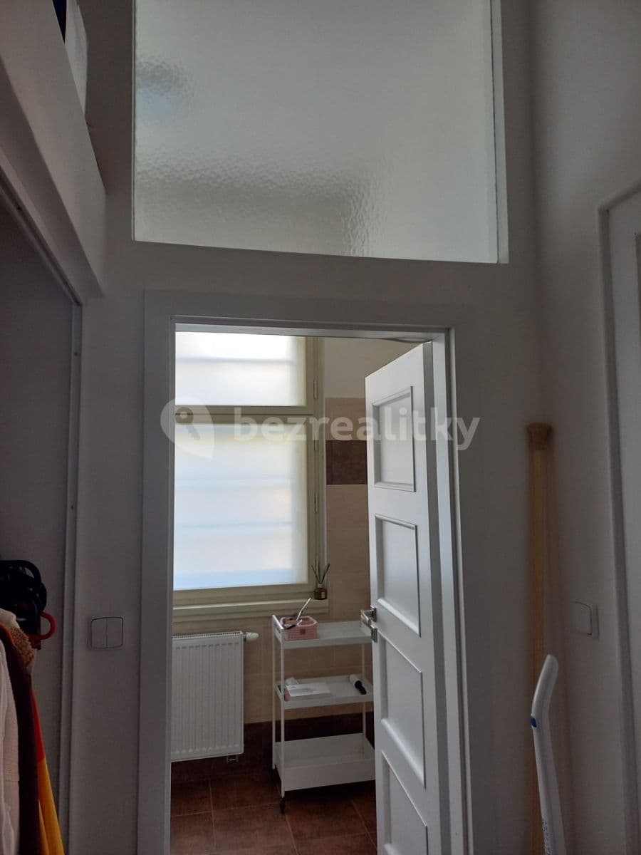 Pronájem bytu Garsoniéra 32 m², Na Míčánkách, Praha, Praha Pronájem bytu Garsoniéra 32 m², Na Míčánkách, Praha, Praha