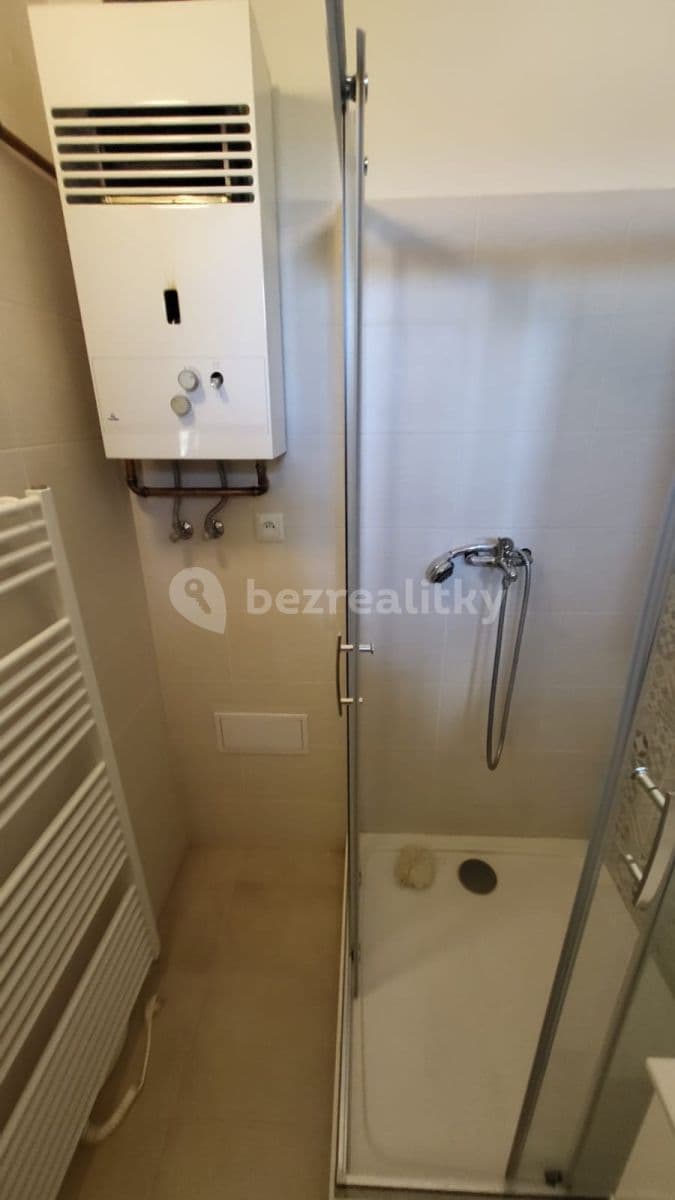 Pronájem bytu 2+kk 45 m², Humpolecká, Praha, Praha Pronájem bytu 2+kk 45 m², Humpolecká, Praha, Praha